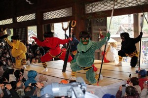 04_本成寺鬼踊り