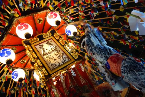 燕戸隠神社春季祭礼 -萬燈-(まんどう)